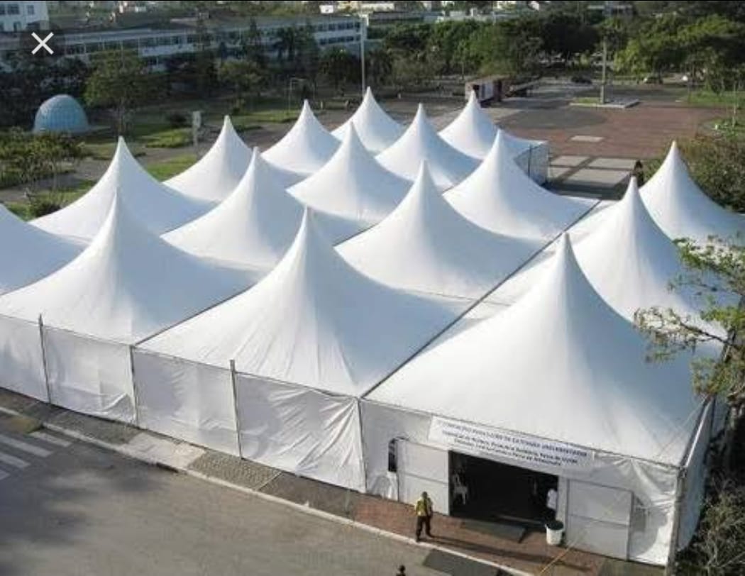 Tenda Chapéu de Bruxa (Bico)