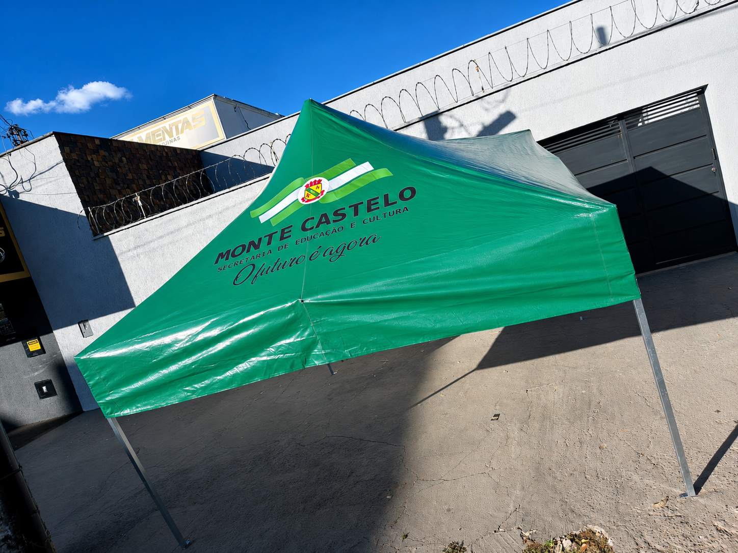 Tenda Sanfonada